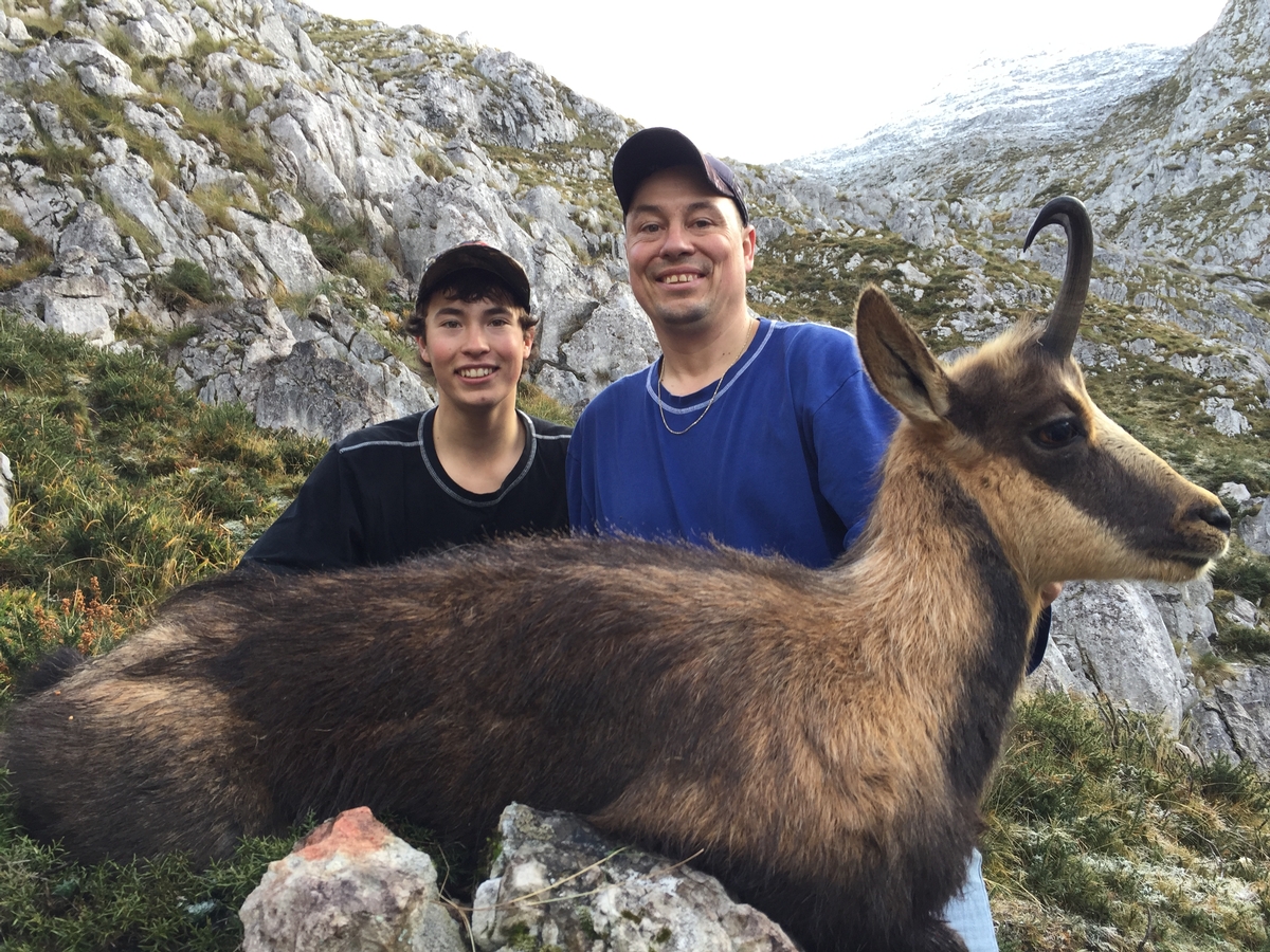 Chamois Hunts in Spain  Garrett Brothers Outfitting